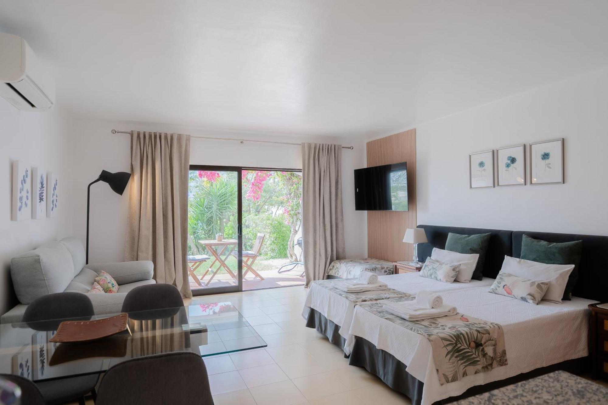 Seacoast Retreat With Pool And Beach Access By Drago Rentals Albufeira Ngoại thất bức ảnh